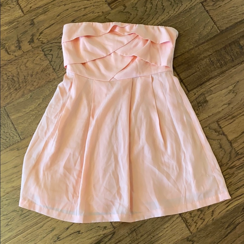 Forever 21 peach colored strapless